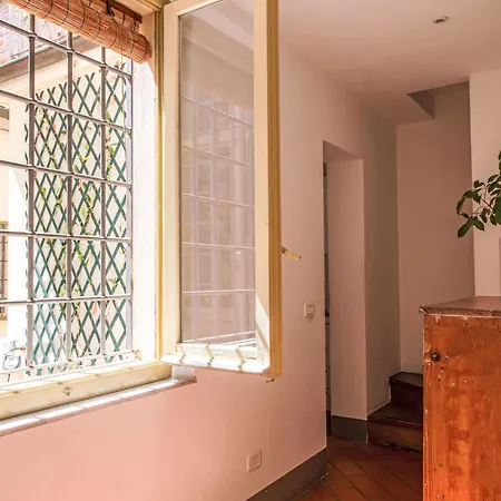Dimora Storica Del 1400 Con Balcone By Interhome Διαμέρισμα